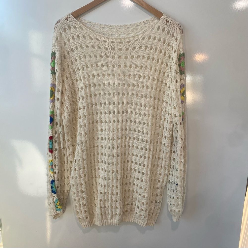 Knit cream long‎ sleeve crotchet sweater with colorful floral sleeves large